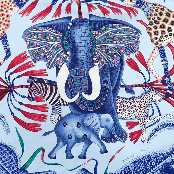 HERMES Blue Silk Scarf - Picture 2 of 9